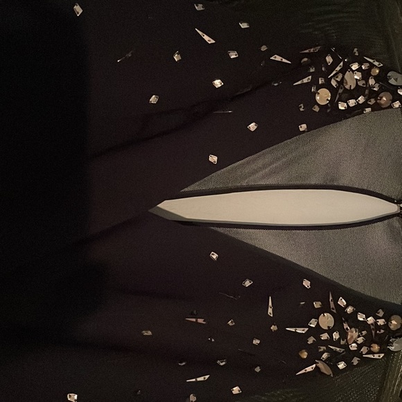 Navy evening dress! - Picture 4 of 14